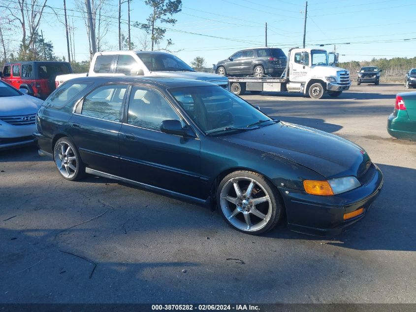 1995 Honda Accord Ex VIN: 1HGCE1898SA012421 Lot: 38705282