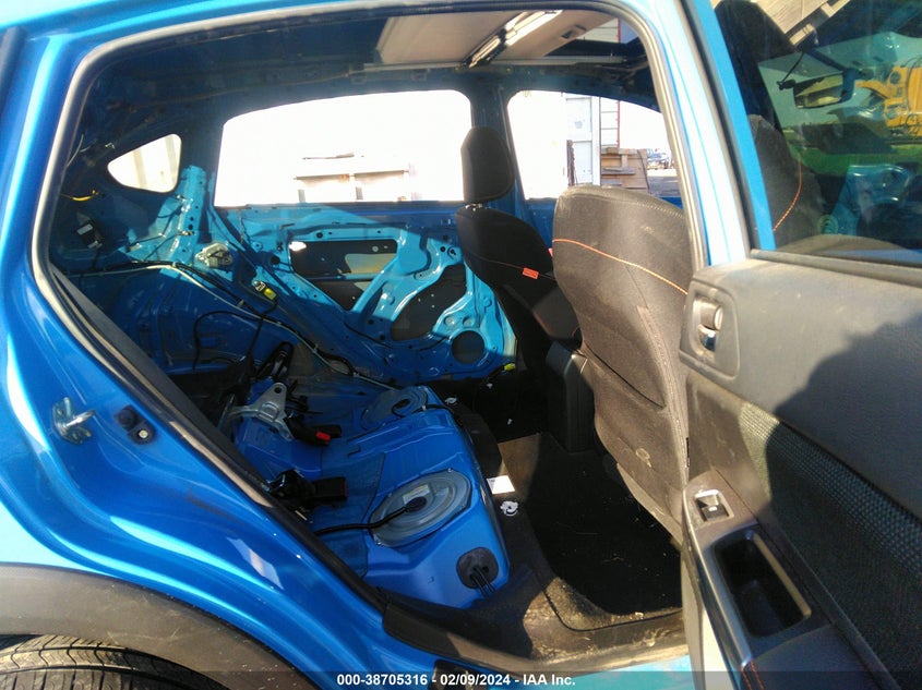 VIN JF2GPABC6HH208664 2017 SUBARU CROSSTREK 2.0I PREMIUM