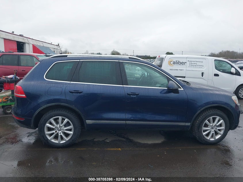 2013 VOLKSWAGEN TOUAREG VR6 SPORT - WVGEF9BP0DD002702