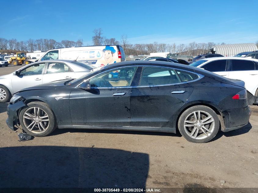 5YJSA1AG7DFP11063 2013 Tesla Model S