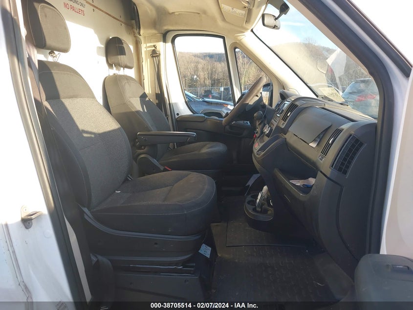 2017 Ram Promaster 3500 Cargo Van High Roof 159 Wb Ext VIN: 3C6URVJG8HE523681 Lot: 38705514