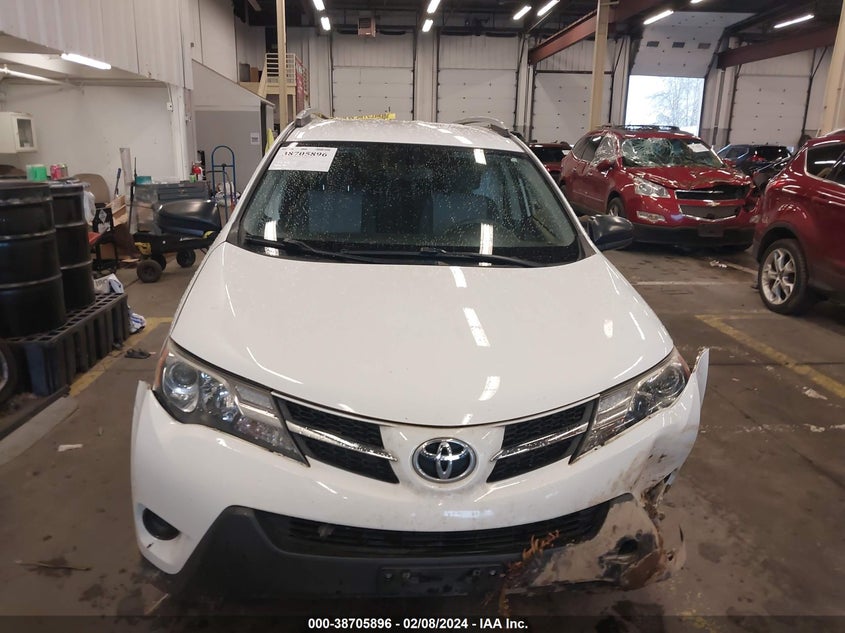 2015 TOYOTA RAV4 LE - JTMBFREV6FJ018649