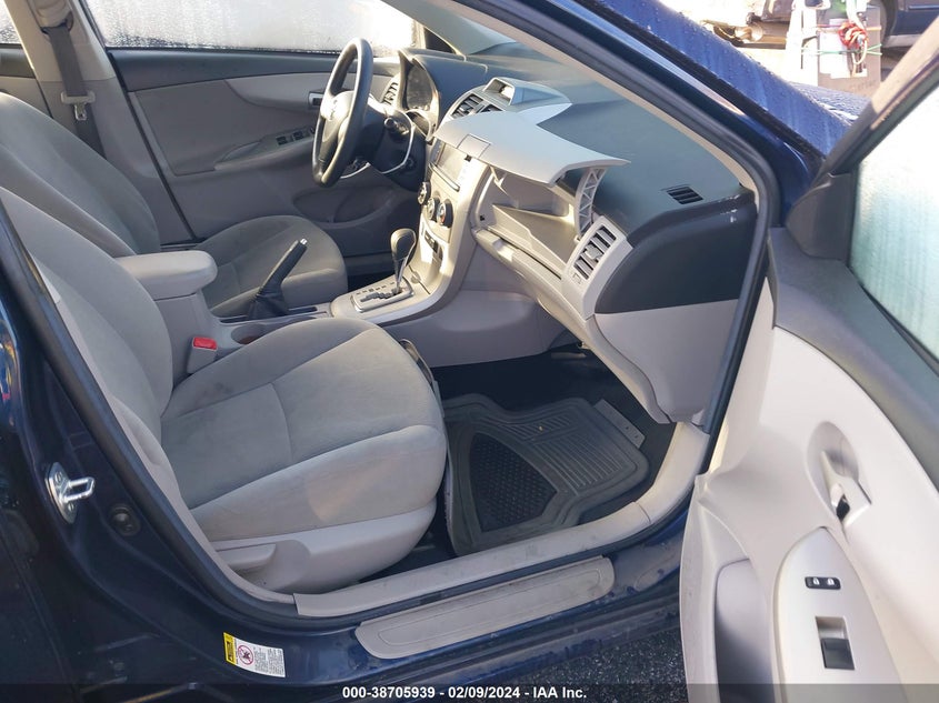 2013 TOYOTA COROLLA LE - 5YFBU4EE5DP098821