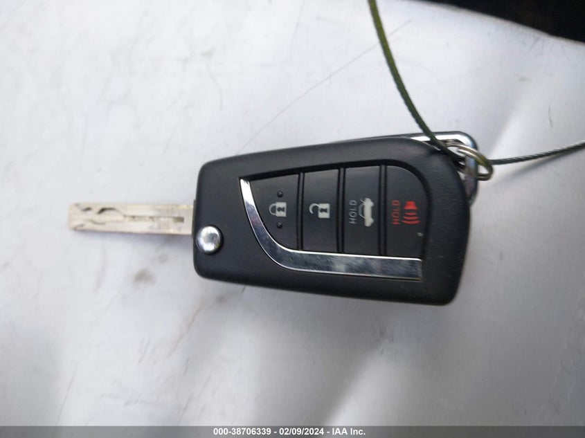 VIN JTDEPRAE3LJ094163 2020 TOYOTA COROLLA LE