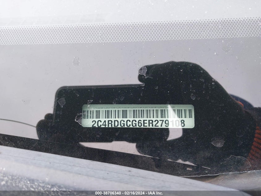 2014 DODGE GRAND CARAVAN SXT - 2C4RDGCG6ER279108