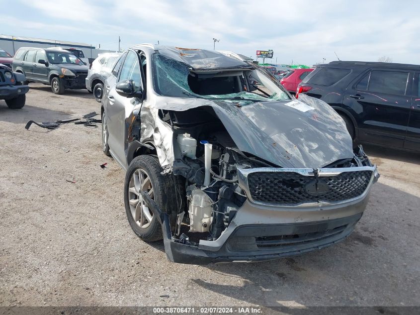 2017 KIA SORENTO 3.3L LX - 5XYPG4A50HG217100