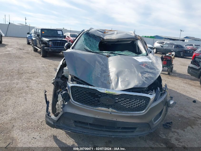 2017 KIA SORENTO 3.3L LX - 5XYPG4A50HG217100