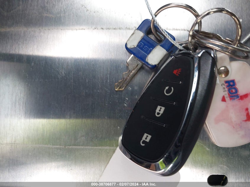 VIN KL77LHE22RC068940 2024 CHEVROLET TRAX FWD LT