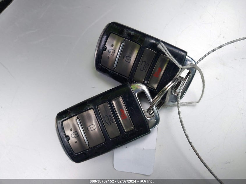 2018 KIA CADENZA PREMIUM KNALB4J17J5097219