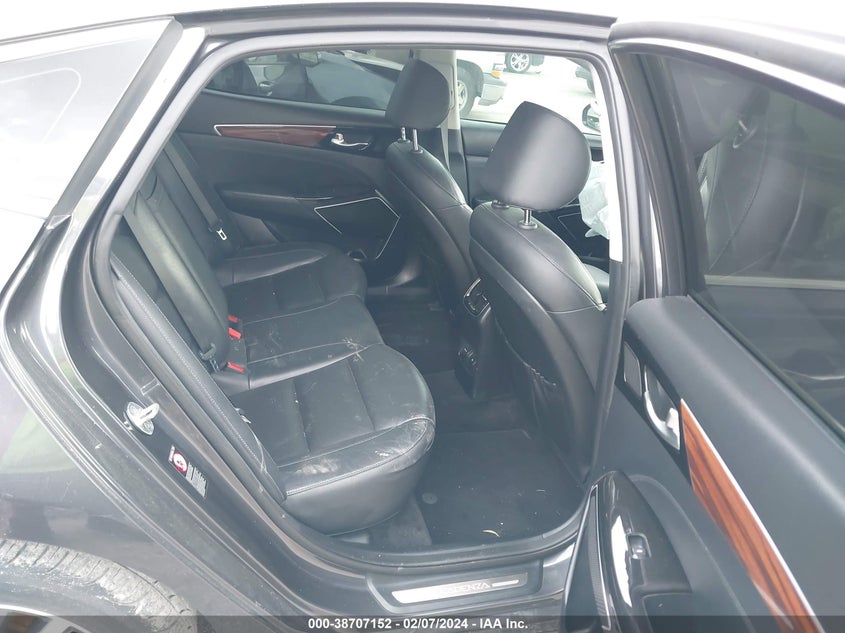 2018 KIA CADENZA PREMIUM KNALB4J17J5097219