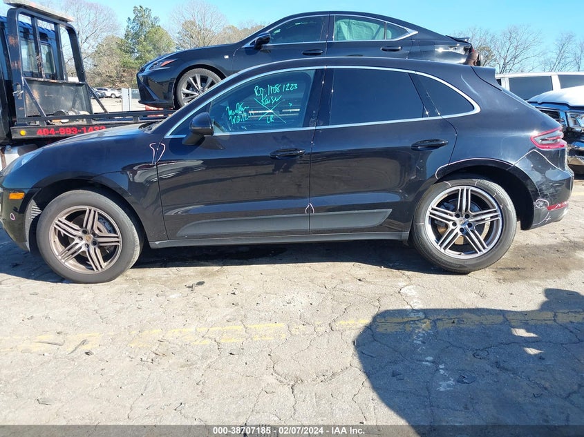 2018 PORSCHE MACAN S - WP1AB2A54JLB30429