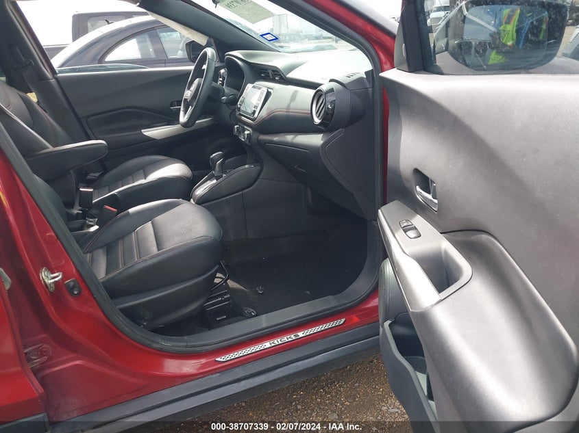 VIN 3N1CP5CU6KL551255 2019 NISSAN KICKS SR