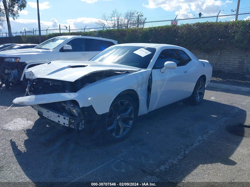 VIN 2C3CDZAGXJH258187 2018 DODGE CHALLENGER SXT PLUS