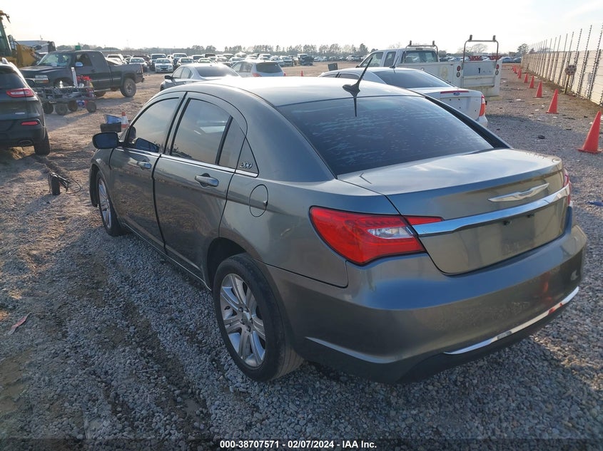 2013 CHRYSLER 200 TOURING - 1C3CCBBBXDN578277