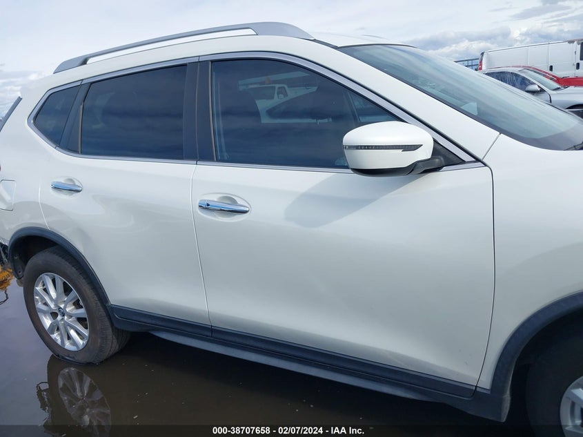 2018 NISSAN ROGUE SV - KNMAT2MV0JP514226