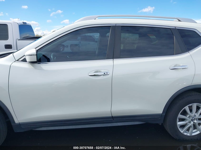 2018 NISSAN ROGUE SV - KNMAT2MV0JP514226