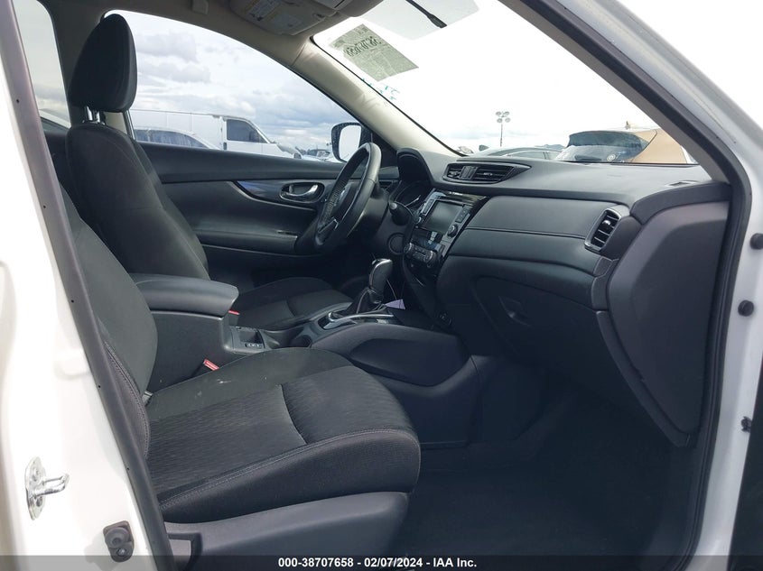 2018 NISSAN ROGUE SV - KNMAT2MV0JP514226