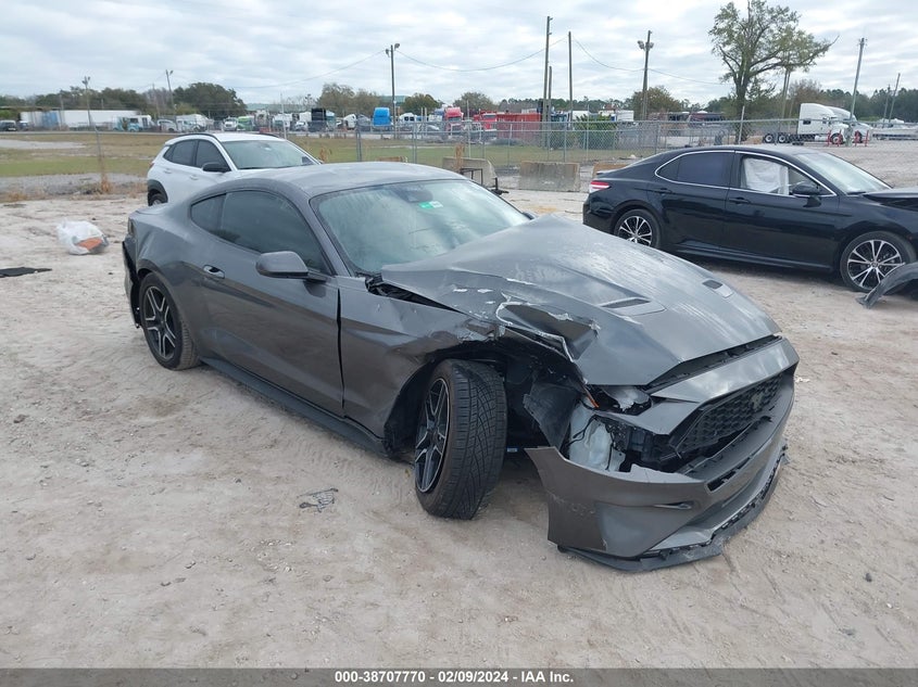FORD MUSTANG 2021
