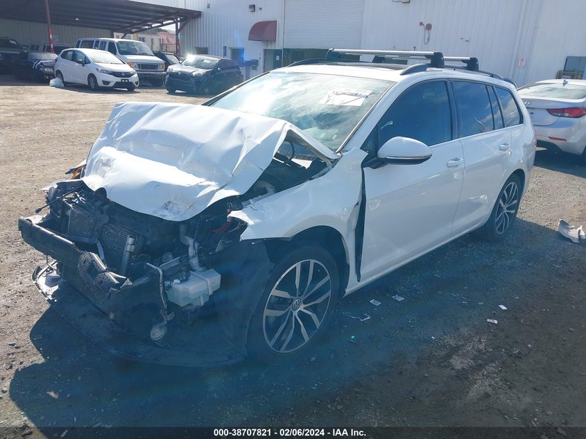 2016 VOLKSWAGEN GOLF SPORTWAGEN TSI LIMITED EDITION - 3VWC17AU7GM522746