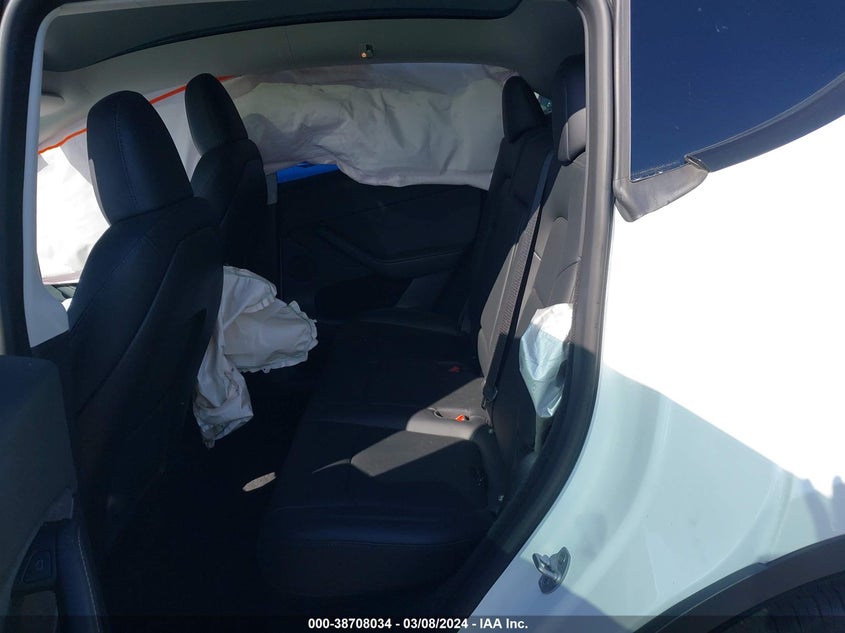 VIN 7SAYGDEE7PA093380 2023 TESLA MODEL Y