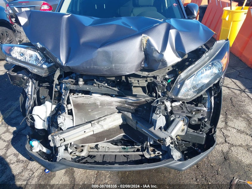 VIN 3CZRU5H52JM712320 2018 HONDA HR-V EX