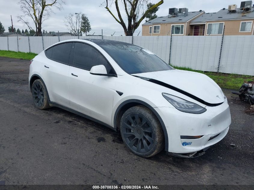 2021 TESLA MODEL Y LONG RANGE DUAL MOTOR ALL-WHEEL DRIVE - 5YJYGDEE1MF112369