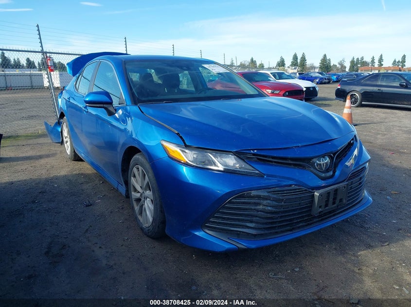TOYOTA CAMRY LE 2020