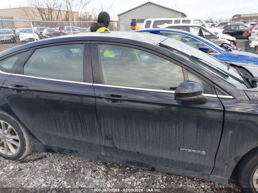 2019 FORD FUSION HYBRID SE VIN: 3FA6P0LU7KR210558