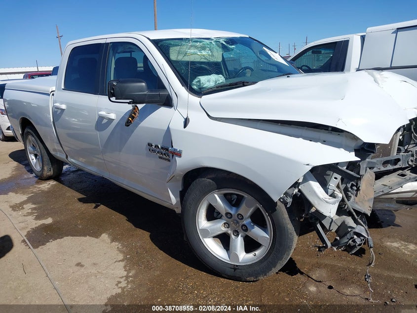 2019 RAM 1500 CLASSIC SLT - 1C6RR6TT7KS712185