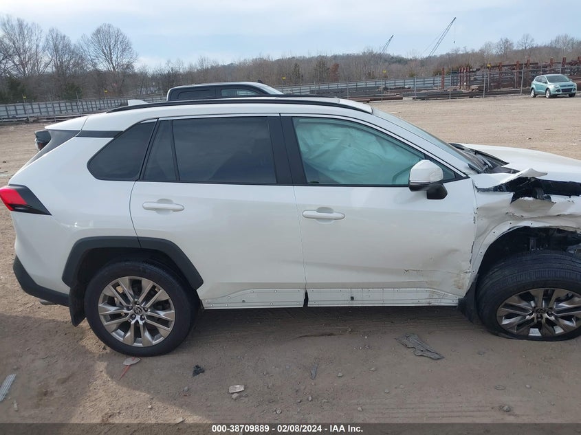 2021 TOYOTA RAV4 XLE PREMIUM - 2T3A1RFV3MW205256