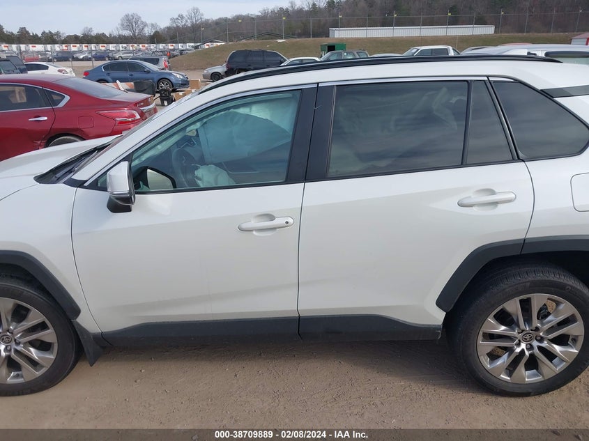 2021 TOYOTA RAV4 XLE PREMIUM - 2T3A1RFV3MW205256