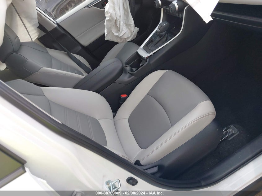 2021 TOYOTA RAV4 XLE PREMIUM - 2T3A1RFV3MW205256