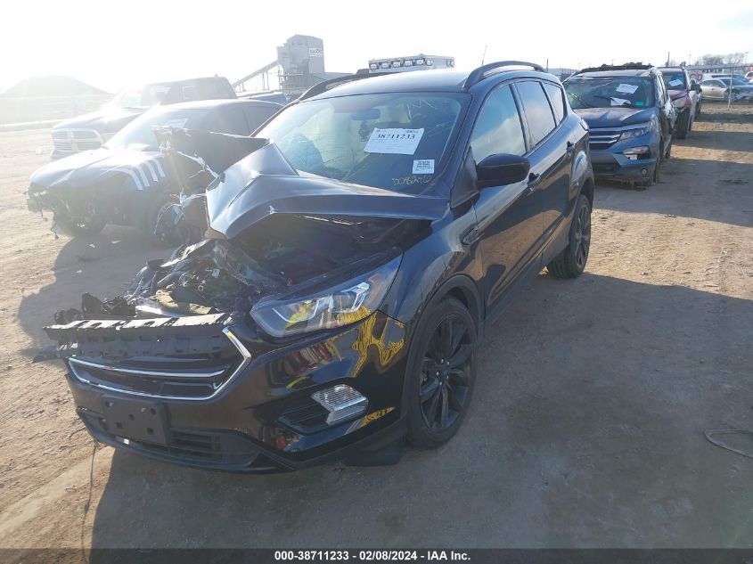 2018 FORD ESCAPE SE - 1FMCU9GD8JUD08246