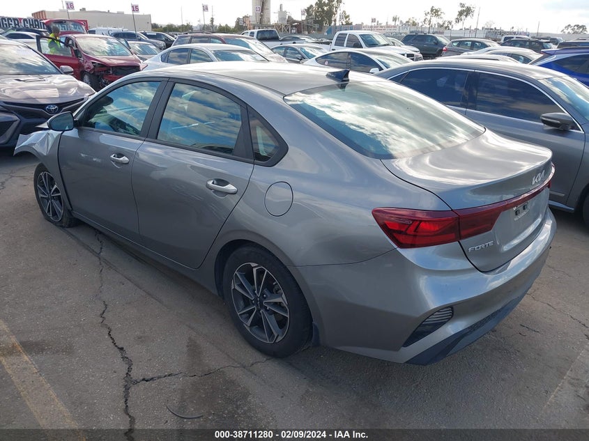 VIN 3KPF24AD6PE519939 2023 KIA FORTE LXS