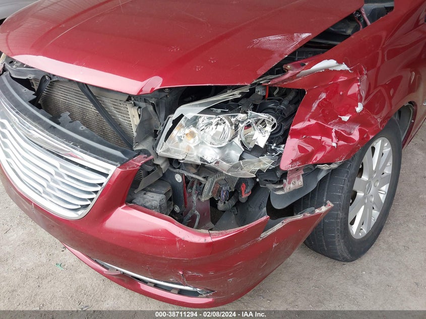 2014 CHRYSLER TOWN & COUNTRY TOURING - 2C4RC1BG1ER294181
