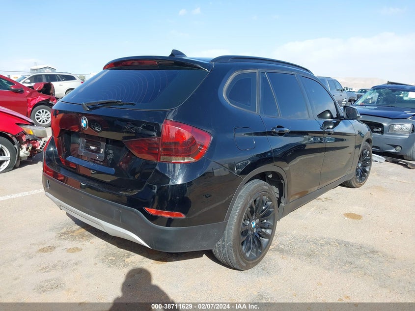 2015 BMW X1 Sdrive28I VIN: WBAVM1C50FVW57431 Lot: 38711629