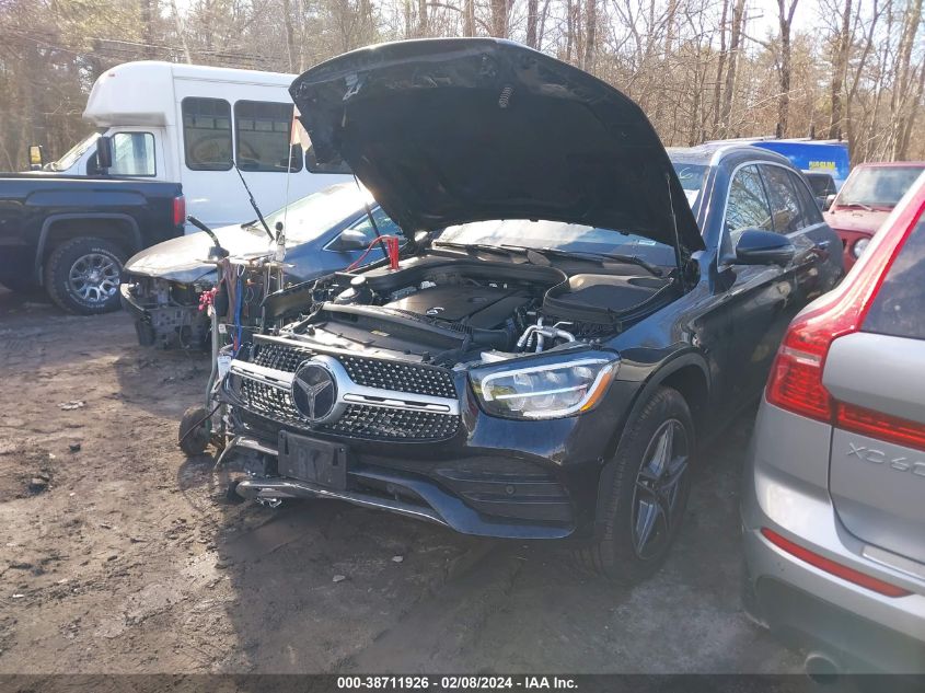 W1N0G8EB6NV330863 Mercedes-Benz GLC-Class 4MATIC SUV 2