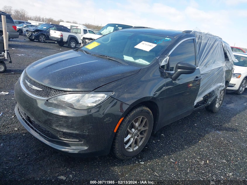 VIN 2C4RC1DG8MR538615 2021 CHRYSLER VOYAGER LXI
