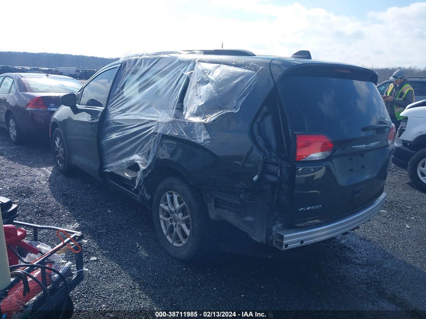 VIN 2C4RC1DG8MR538615 2021 CHRYSLER VOYAGER LXI