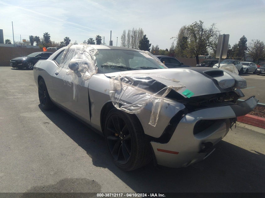 VIN 2C3CDZJG4KH743894 2019 DODGE CHALLENGER GT