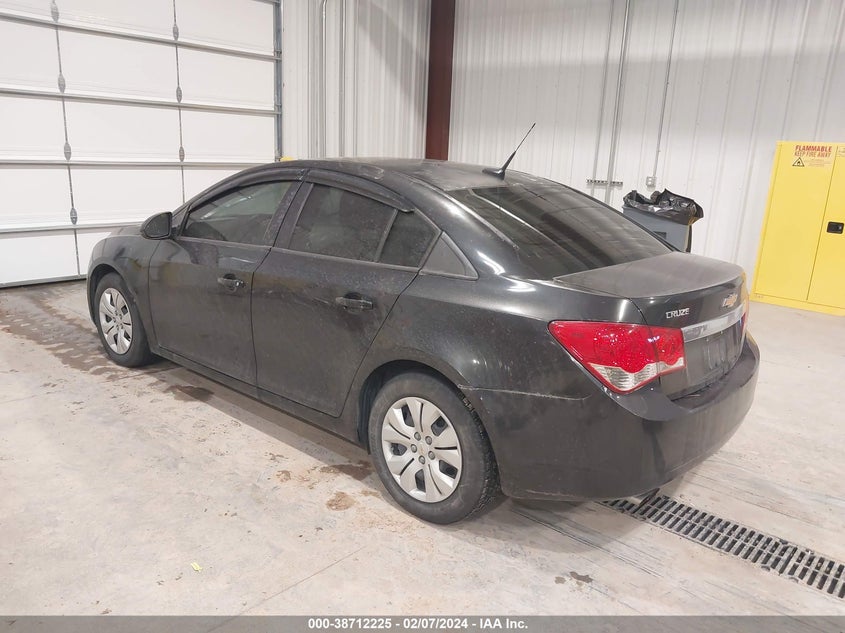 2014 CHEVROLET CRUZE LS MANUAL VIN: 1G1PB5SH8E7471412