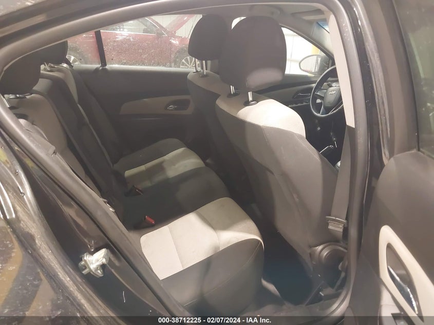 2014 CHEVROLET CRUZE LS MANUAL VIN: 1G1PB5SH8E7471412