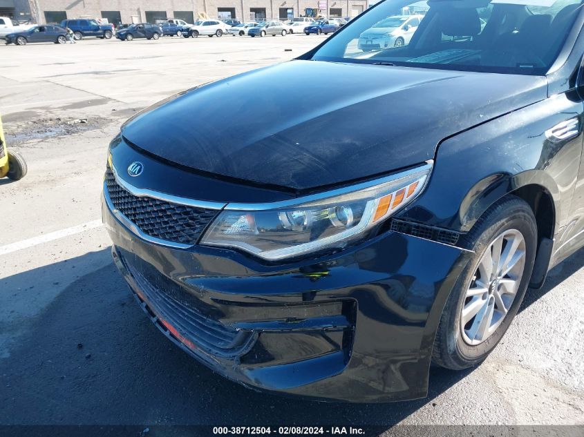 2017 Kia Optima Lx VIN: 5XXGT4L33HG149581 Lot: 38712504