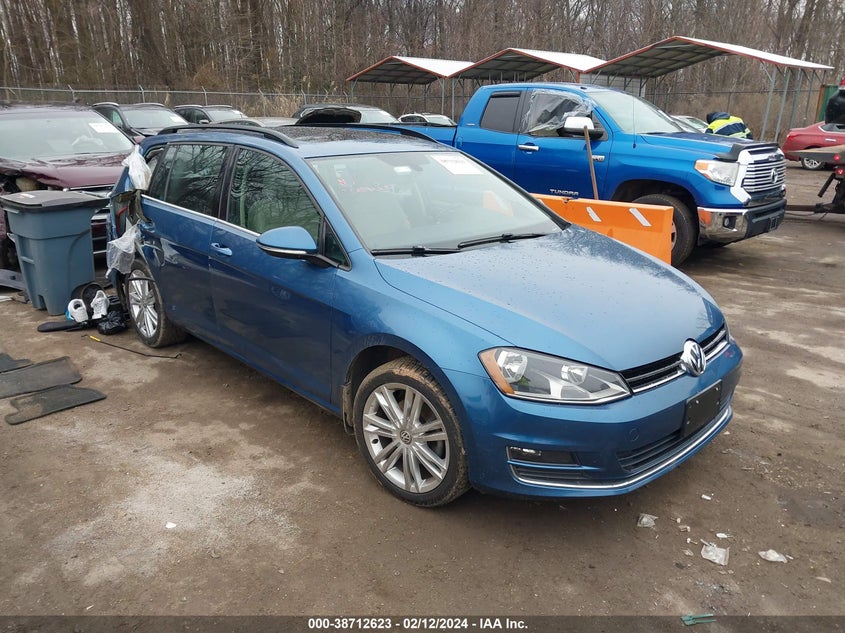 2015 VOLKSWAGEN GOLF SPORTWAGEN TDI SE 4-DOOR - 3VWCA7AU5FM508794