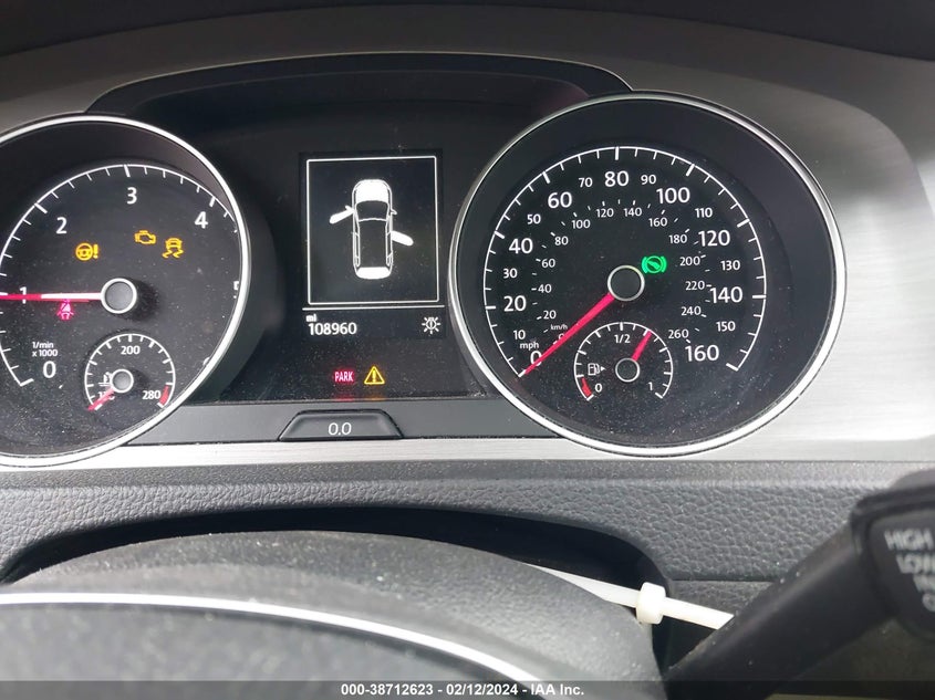 2015 VOLKSWAGEN GOLF SPORTWAGEN TDI SE 4-DOOR - 3VWCA7AU5FM508794