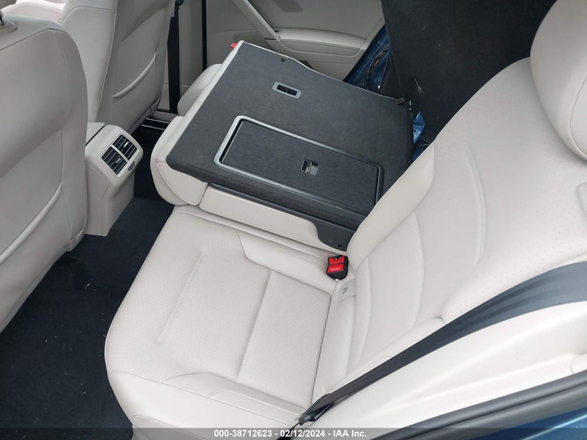 2015 VOLKSWAGEN GOLF SPORTWAGEN TDI SE 4-DOOR - 3VWCA7AU5FM508794