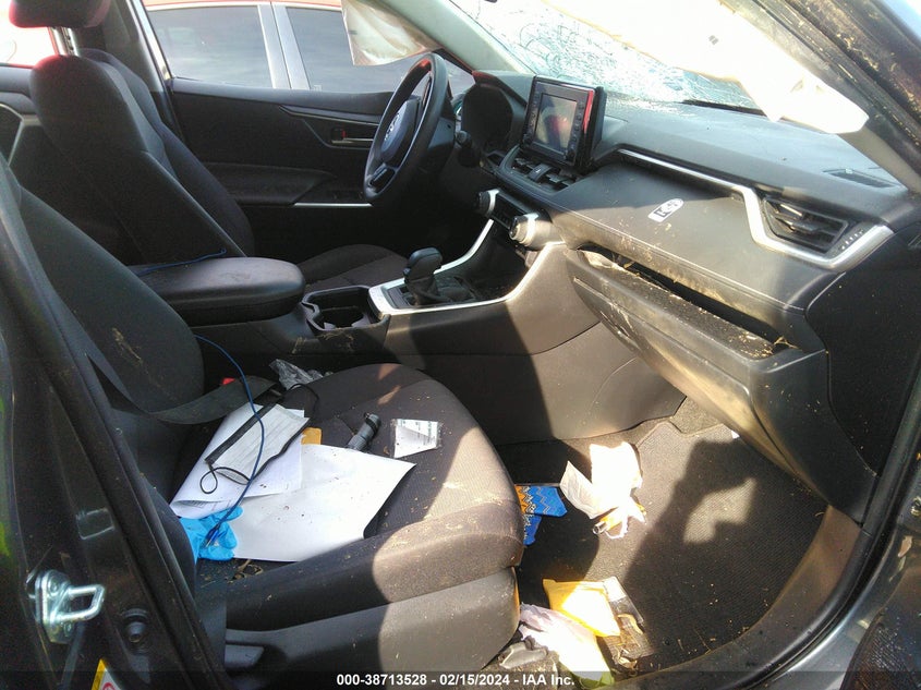 VIN JTMW1RFV1KD512103 2019 TOYOTA RAV4 XLE