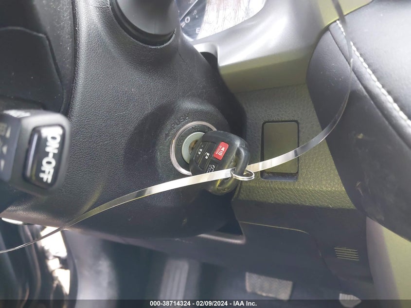 2017 TOYOTA RAV4 XLE - 2T3RFREV1HW659274