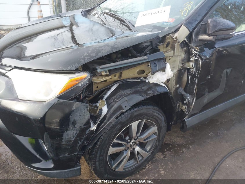 2017 TOYOTA RAV4 XLE - 2T3RFREV1HW659274