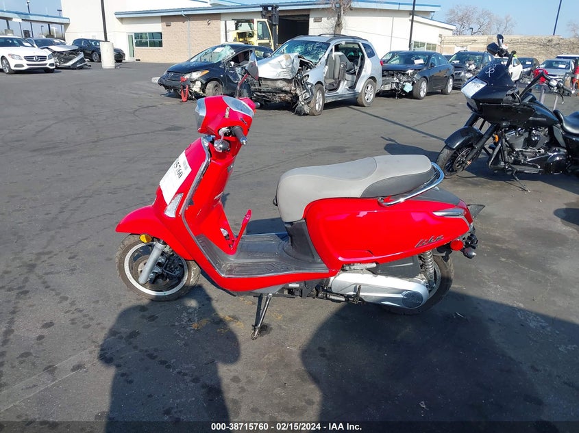 VIN LC2DBJ144JC100344 2018 KYMCO USA INC LIKE 150